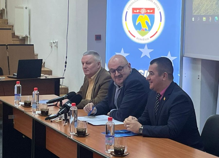 Adrian Bughiu: 'Cele mai multe spectacole ale Teatrului Alexandru Davila le jucăm cu casa închisă'