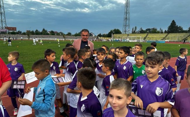 A început DEMOLAREA stadionului Nicolae Dobrin! Mesajul primarului Gentea
