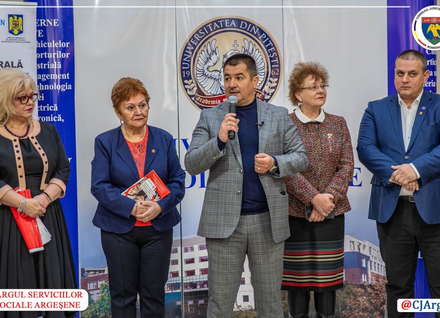 Vicepreședintele Consiliului Județean Argeș, Adrian Bughiu, la deschiderea Târgului Serviciilor Sociale Argeșene