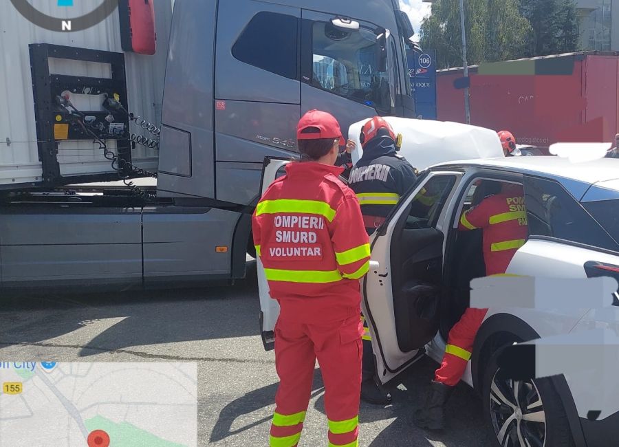 Accident în Pitești! O femeie a ajuns de URGENȚĂ la spital