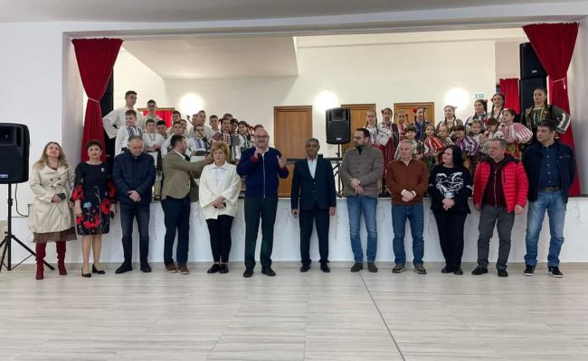 Ion Mînzînă la Stâlpeni: “Sunt convins că România va avea viitorul pe care-l merită!”