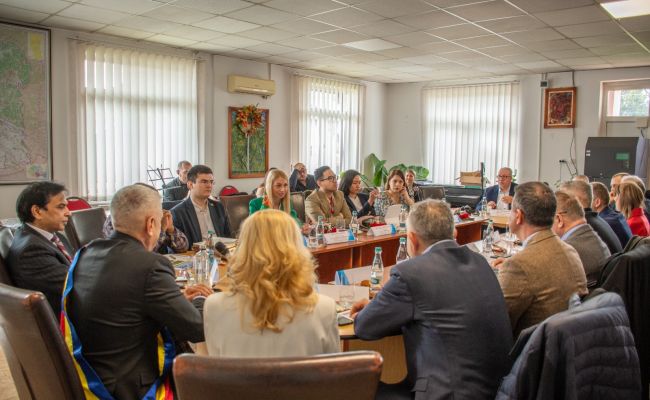 Ambasadori de pe trei continente au fost prezenți la Călinești