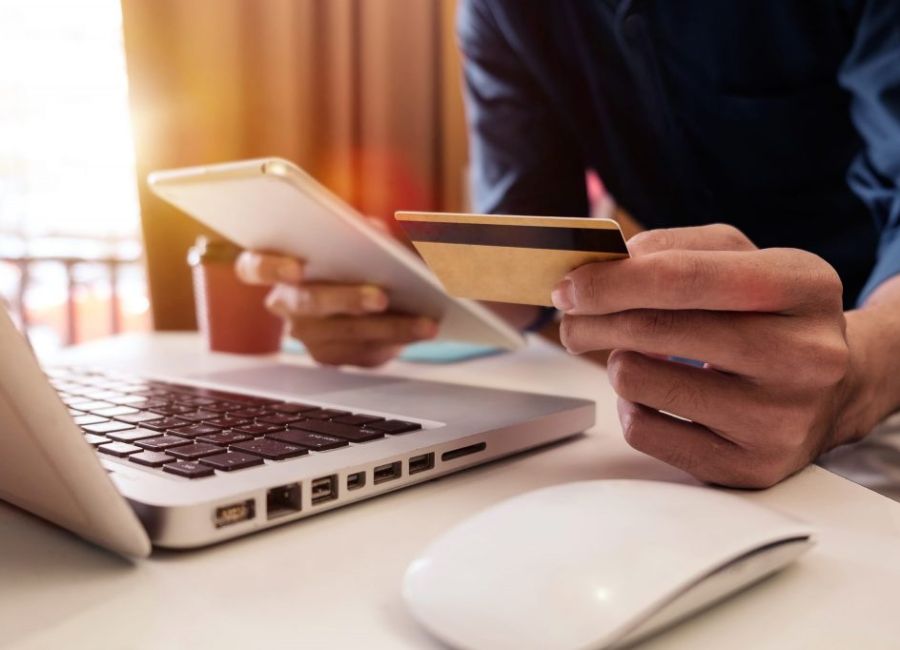 Sistemele de plată on-line – accesate din ce în ce mai mult de către piteșteni!