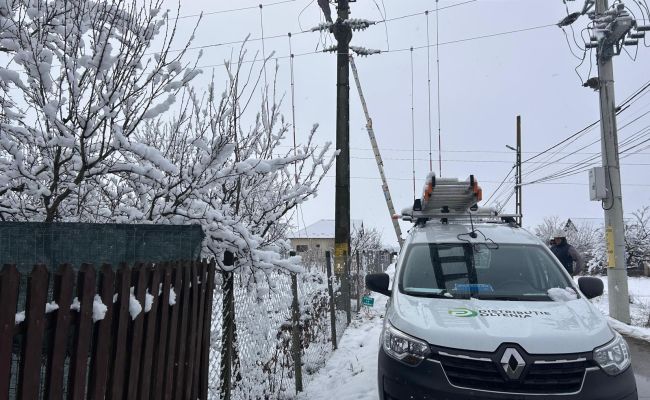 Ninsoarea abundentă a afectat mai multe localități din județul Argeș! Prefectul, mesaj de ultimă oră!