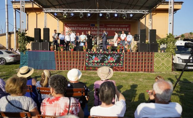 Tradiție, credință, dezvoltare – Zile de sărbătoare în comunele Cuca, Bradu, Hârsești și Vedea!
