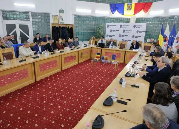 Joi, şedinţă de Consiliu Local la Mioveni