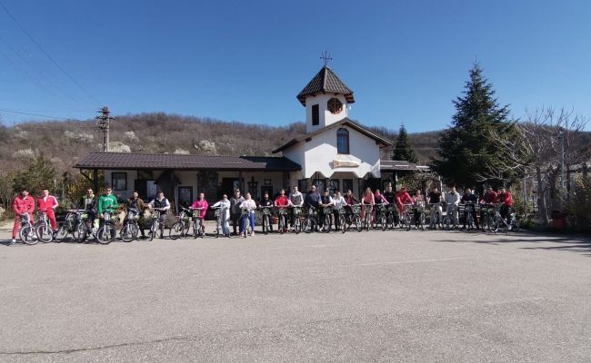 Eveniment unic la Topoloveni! Studenţii au vizitat oraşul pe biciclete