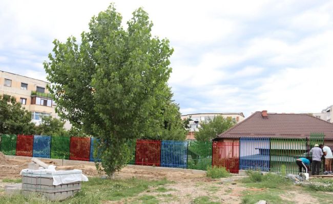 Vești excelente privind lucrările derulate la curtea exterioară a Școlii Gimnaziale "Liviu Rebreanu"