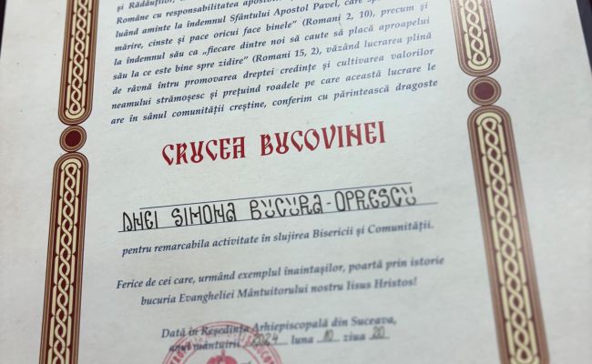 Ministrul Simona Bucura-Oprescu a primit cea mai înaltă distincție a Arhiepiscopiei Sucevei și Rădăuților - “Crucea Bucovinei”
