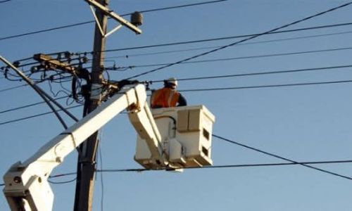 Se întrerupe furnizarea energiei electrice în mai multe zone din orașul Ștefănești