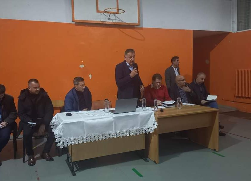 Cristian Gentea, întâlnire cu cetățenii din Eremia Grigorescu și zona Nord