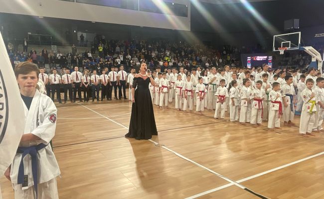 Olguţa Vasilescu: 'Ştiu că domnul primar vrea să facă un stadion mai frumos ca la Craiova'