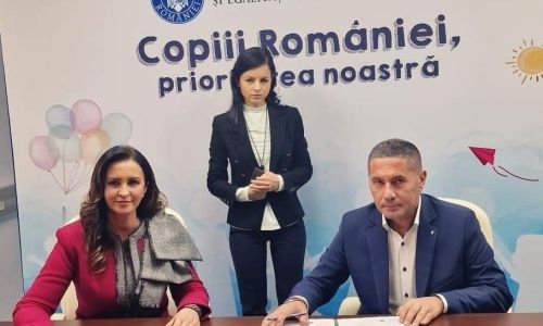 Proiect grandios în comuna Bradu! Primarul Dan Stroe a SEMNAT contractul