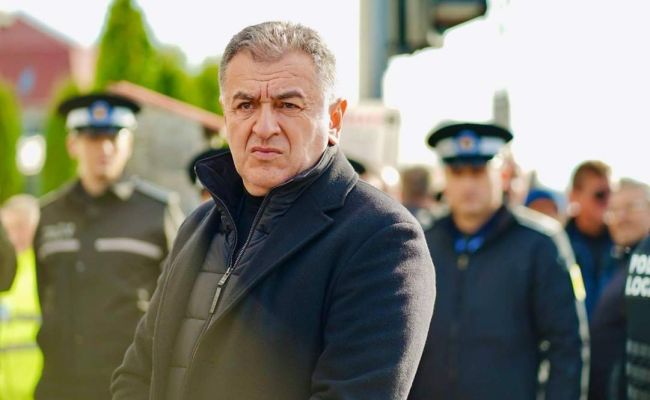 Primarul Cristian Gentea, la înmormântarea polițistului local din Pitești