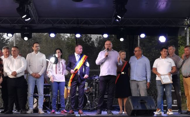 Sărbătoare în comuna Davideşti