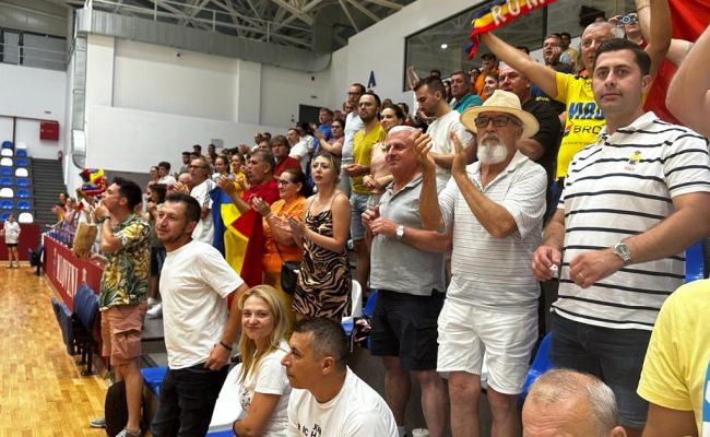 Susținută de primarul Ion Georgescu, România a BĂTUT Spania, la Mioveni