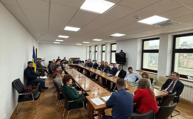 Ședință importantă în Argeș! Prefectul, măsuri pentru prevenirea pestei porcine africane