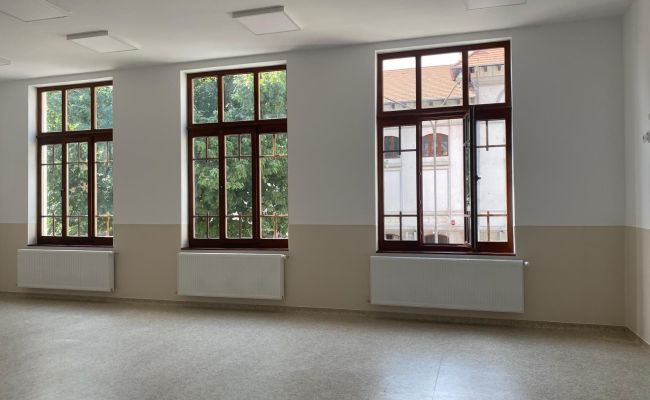 Primarul Cristian Gentea, veşti excelente! Au fost finalizate lucrările la Colegiul Naţional „Zinca Golescu”