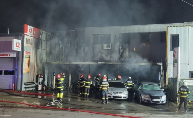 ACUM! Incendiu în Pitești!