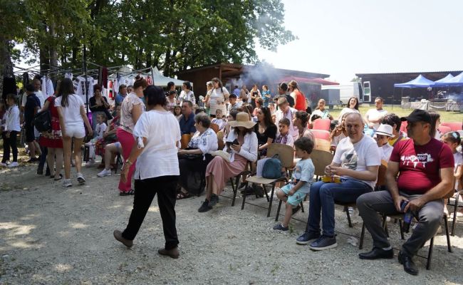 Tradiție, credință, dezvoltare – Zile de sărbătoare în comunele Cuca, Bradu, Hârsești și Vedea!