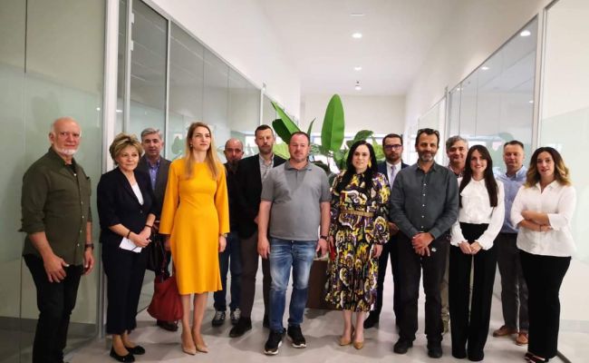 Ministrul Muncii, întâlnire cu antreprenori români care au dezvoltat afaceri în Spania