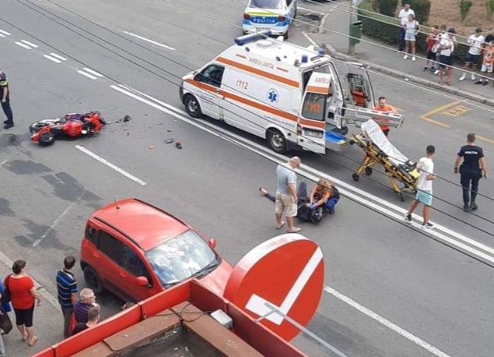 ACUM! Accident cu MOTOCICLIST în Pitești