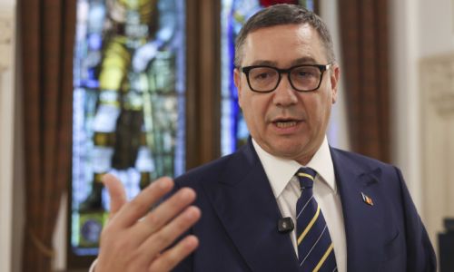 Victor Ponta avertizează că Guvernul Veștea nu trece fără votul UDMR!