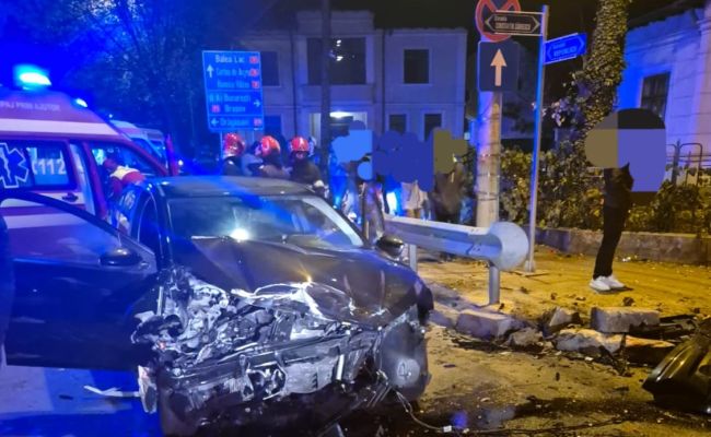 ACUM! Accident cu ȘAPTE VICTIME în Pitești