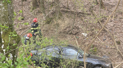 Accident în Argeș! Un șofer băut a ajuns cu mașina în șanț!