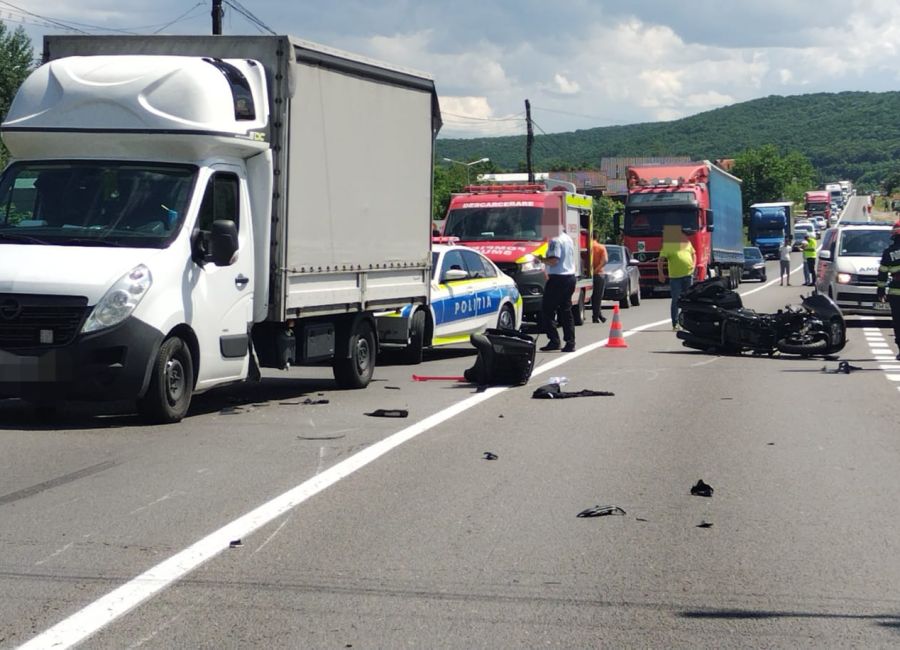 ACUM! Accident MORTAL în Argeș! Un motociclist a murit