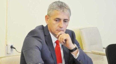 Conducerea ISJ Argeș, DETALII privind atacul cu macetă de la Liceul Armand Călinescu!