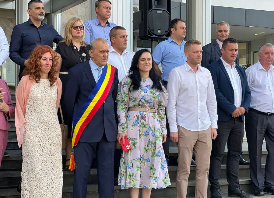 Ministrul Muncii la Festivalul Național de Folclor de la Mioveni: "Să ducem sămânța de neam și de țară mai departe!"