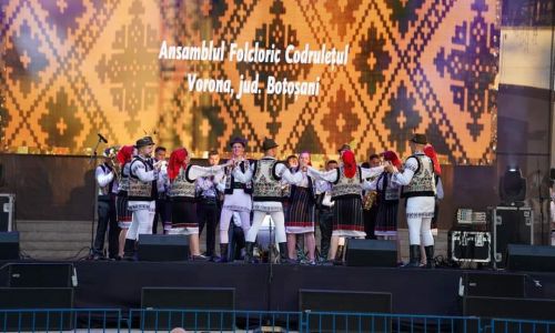 O nouă seară magică la Festivalul Național de Folclor de la Mioveni