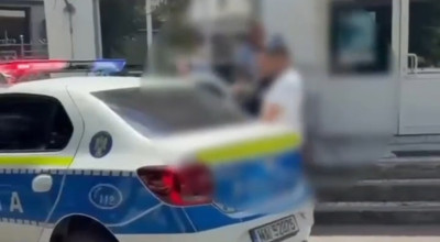BĂTAIE pe un loc de parcare în Pitești!