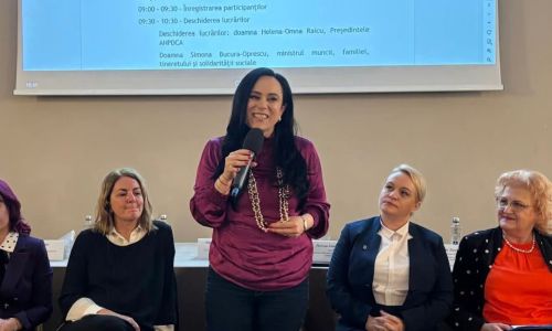 Ministrul Simona Bucura-Oprescu s-a întâlnit cu directorii DGASPC-urilor. „Ne dorim un dialog permanent cu cei care lucrează în asistență socială la firul ierbii”