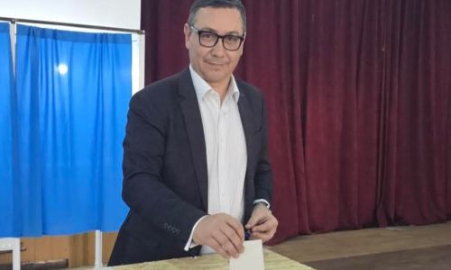 Victor Ponta a votat în Arges