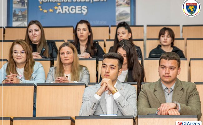 Ziua Naţională a Tineretului la CJ Argeş