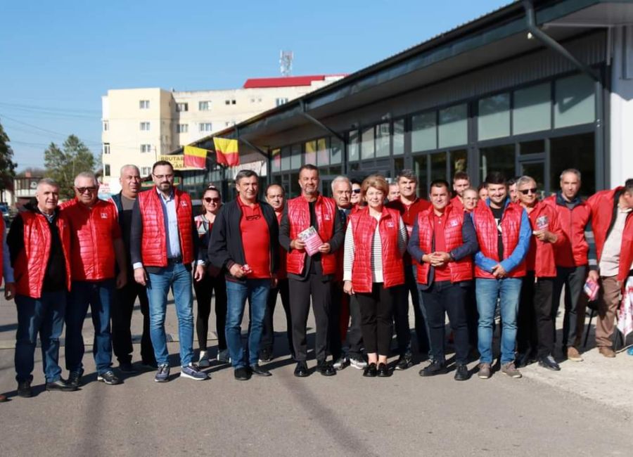 PSD Costești continuă campania de strângere de semnături pentru susținerea premierului Marcel Ciolacu la funcția de președinte al României!