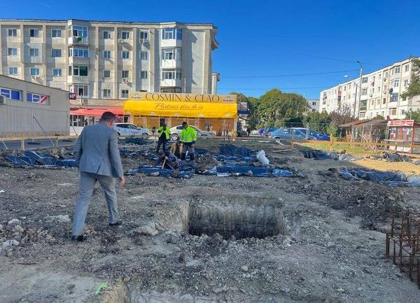 Primarul Cristian Gentea, vizită în teren în zona Complexului Albina