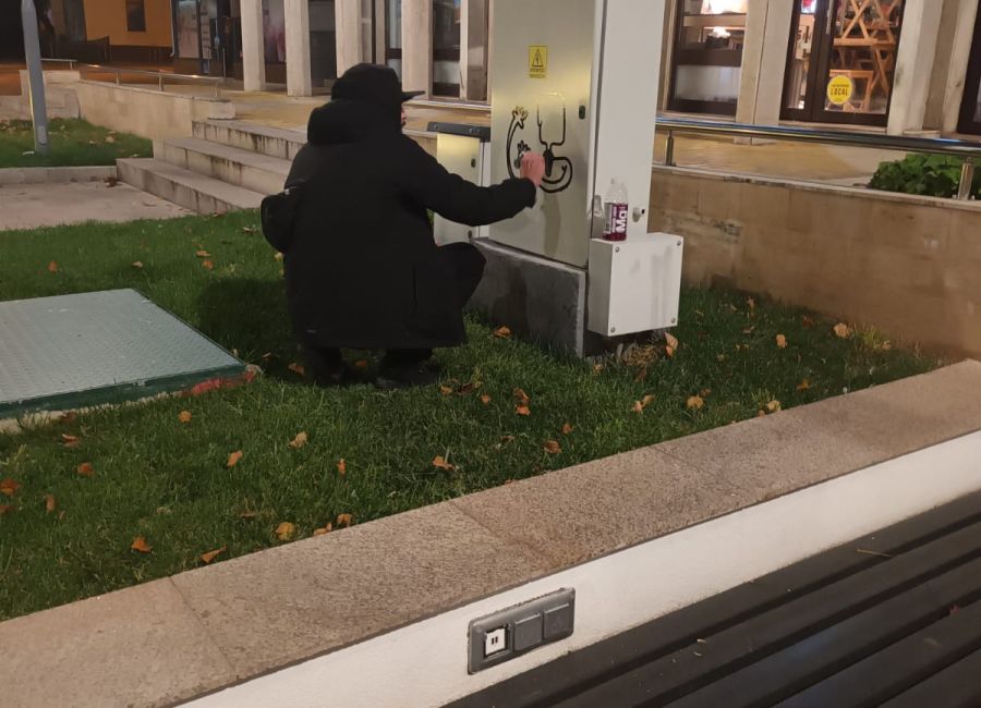 Act de VANDALISM în centrul Piteştiului