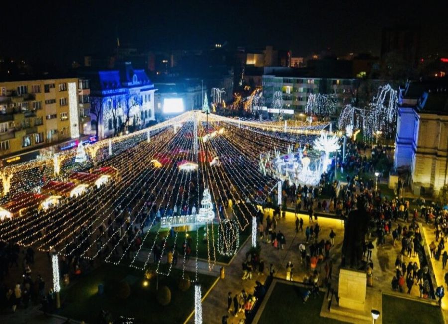 Vezi cine cântă de Revelion în Piaţa Primăriei din Piteşti!