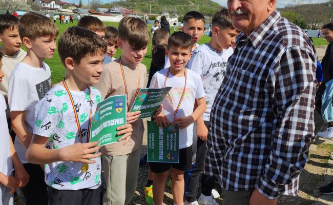 La Topoloveni a fost marcată Ziua Internaţională a Sportului