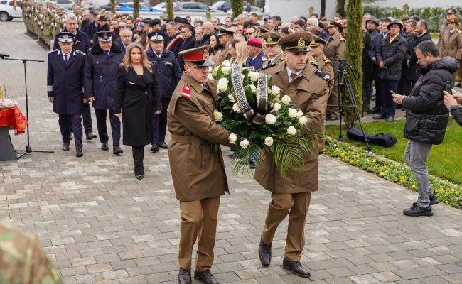 Prefectul Ioana Făcăleață: "La mulți ani, argeșeni!"