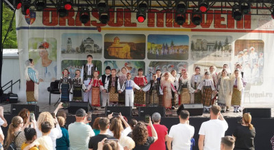 Sărbătoarea Primăverii, Muncii și Bucuriei – Prima seară încheiată cu joc și voie bună!