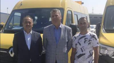 Microbuze școlare noi la Vlădești, Coșești și Priboieni!