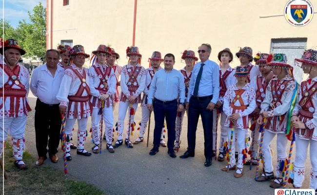 La Stolnici a avut loc o nouă ediţie a Festivalului Căluşului Argeşean