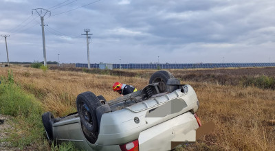 ACUM! Accident GRAV în Argeș! O mașină s-a RĂSTURNAT