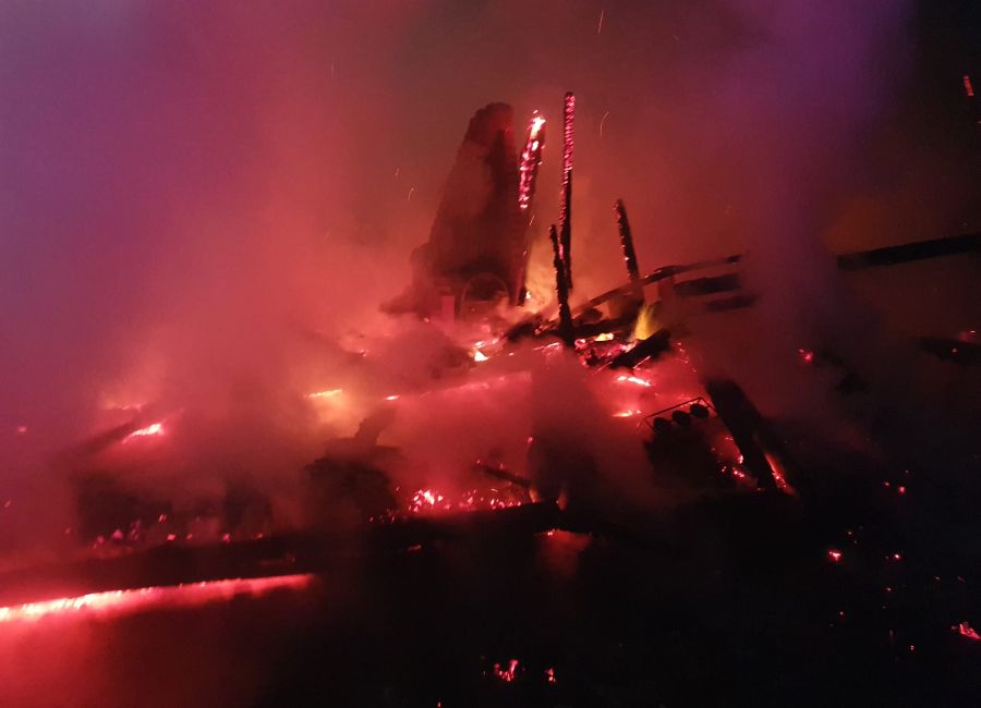 INCENDIU în Argeș! O cabană a luat FOC