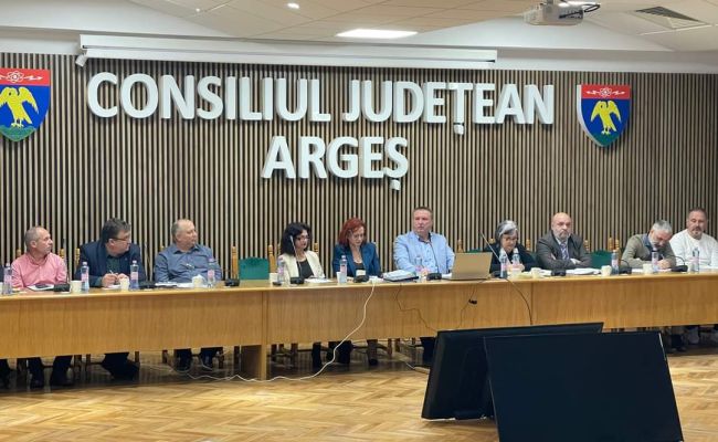 Eveniment important la sediul Consiliului Județean Argeș