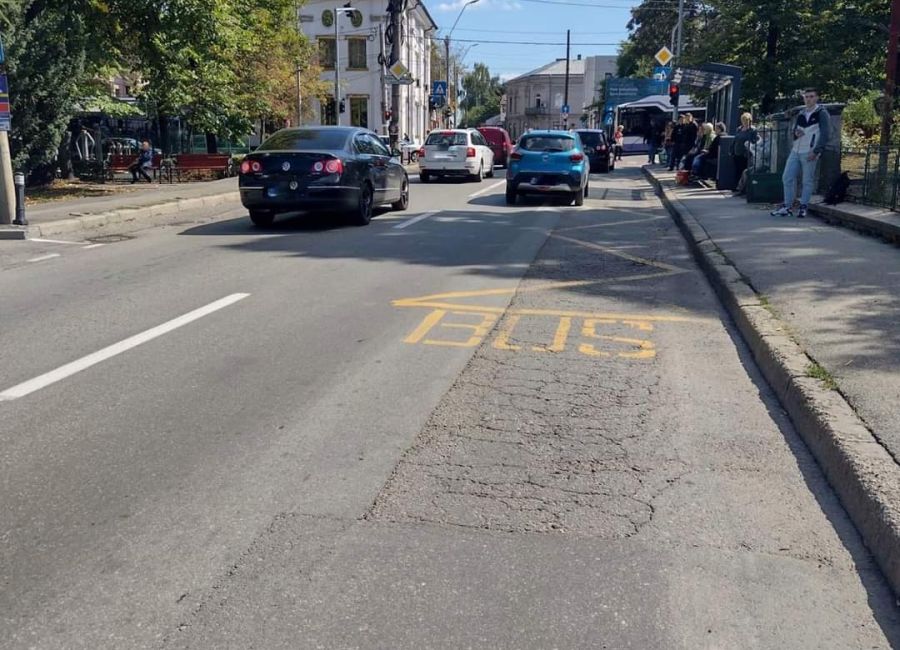 Lucrări de asfaltare în municipiul Pitești